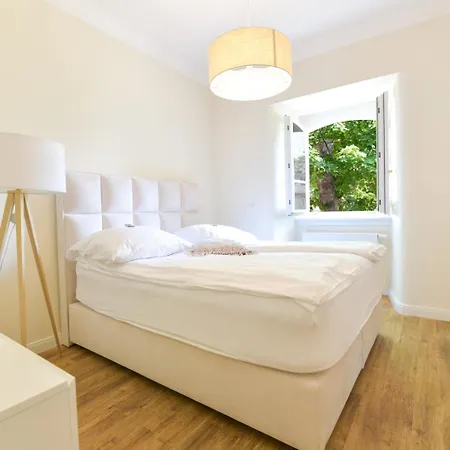 Daire Osteiner Hof By The