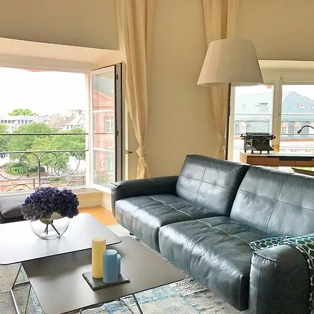 أوستينير هوف باي ذا أبارتمنت سويت شقة