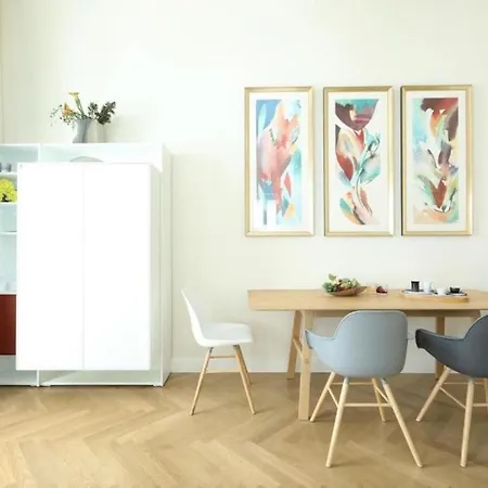 أوستينير هوف باي ذا أبارتمنت سويت شقة