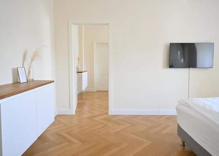 奥斯特纳霍夫套房公寓 *